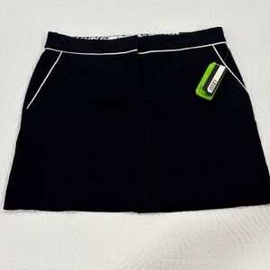 Izod Golf Black Xtreme Function, Stretch Skort with White Trim